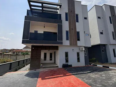 A Newly Built 4 Bedroom Detached Triplex with Boys Quarter