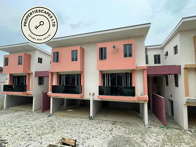 Luxury 4-Bedroom Terraced Duplex