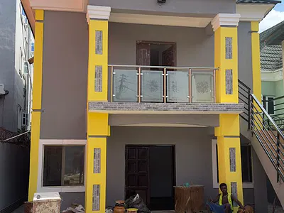 Well Maintained 3 Bedroom Apartment in a Secured Neighborhood