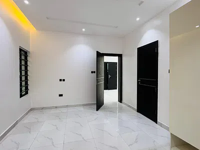 3 Bedroom Apartment with BQ
