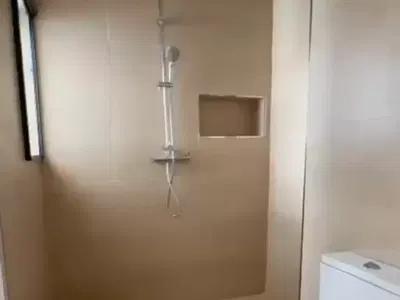 3 Bedroom Flat with BQ Available on the 5th Floor