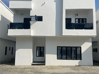4bedroom Detached Duplex + BQ for Sale
