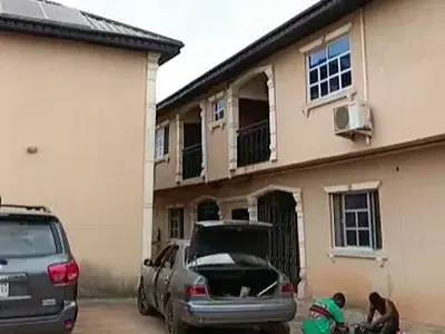 Neat 6 Flats of 3 Bedrooms Fully Occupied with Tenants 100FT by 100FT