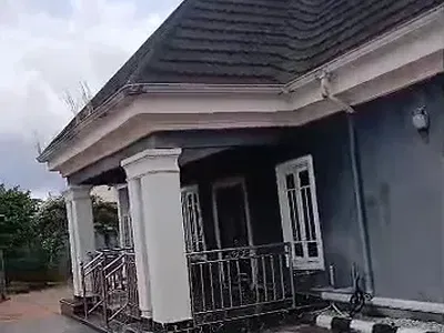 4 Bedrooms Bungalow with Pop Ceiling on 100FT by 100FT Land