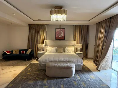 Water View 3 Bedroom Apartment with BQ