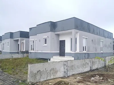 Distress Property Fully Detached 3bedroom Bungalow