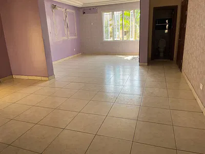 Spacious Well Built 2 Bedroom Flat