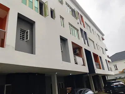 Fully Furnished Serviced 3 Bedroom Flats
