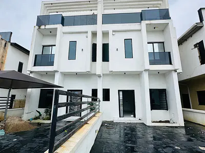 4 Bed 7 Million