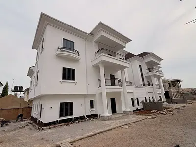 5bedroom Semi Detached Duplex with BQ