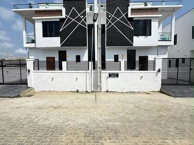Luxury Brand New 4 Bedroom Duplex with BQ in Seren Estate