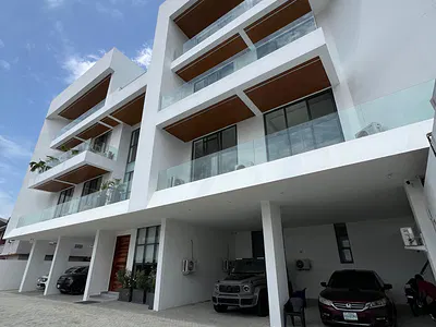 Luxury 2 Bedroom Apartment
