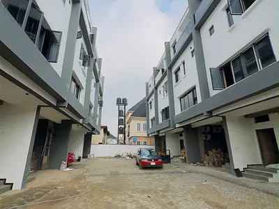 Lovely Built 4 Bedroom Townhouse with BQ