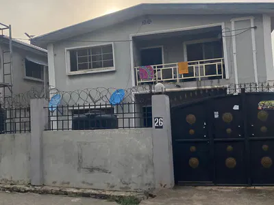 4 Flat of 3 Bedroom on 500SQM on a Tarred Road