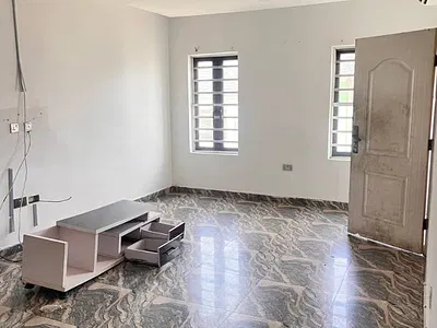 Serviced 2 Bedroom Apartment