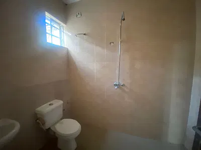 Executive Self Contain