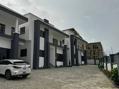 Luxury 4 Bedroom Duplex