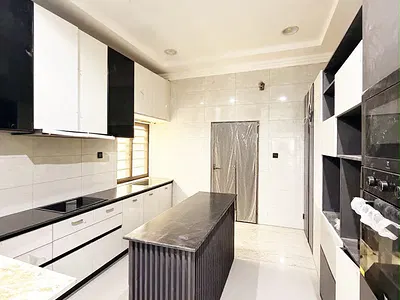 Exquisite 5-Bedroom Terrace Duplex with BQ & Swimming Pool