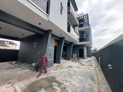 New 2 Bedroom Apartment with Balcony