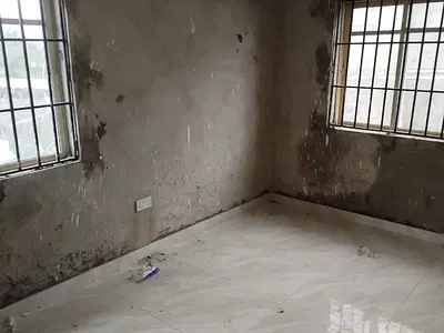 Luxurious Newly Built 2 Bedroom Flat Upstair