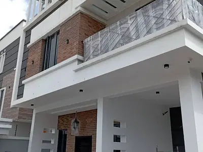 Discover Elegance, Comfort, and Exclusivity in This Newly Built 5-Bed