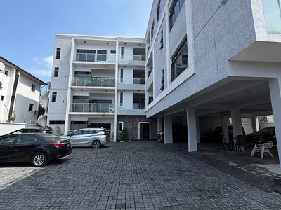 Serviced 3bedroom Flat with BQ