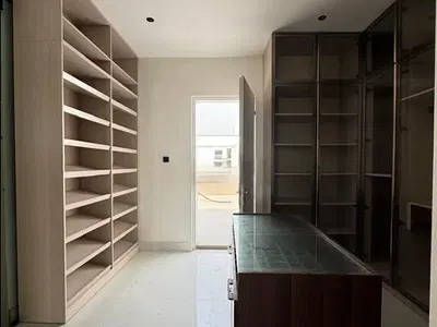 5 Bedrooms Semi-Detached House with Cinema and Swimming Pool