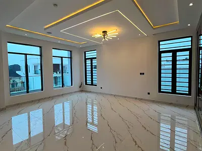 5 Bedroom