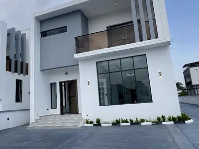 Premium 4-Bedroom Fully Detached Duplex with BQ