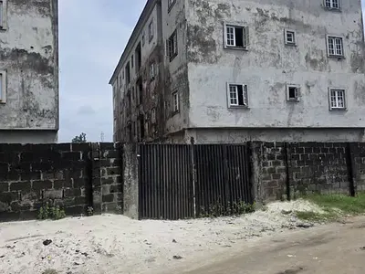 Prime Commercial Property Comprising 16 Units of 3 Bedroom Flat