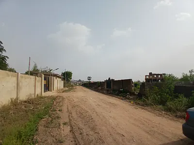 1567SQM Fenced and Gated Land