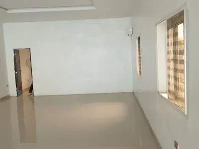 Lettable Commercial Space Measuring 210SQM on a Busy Road