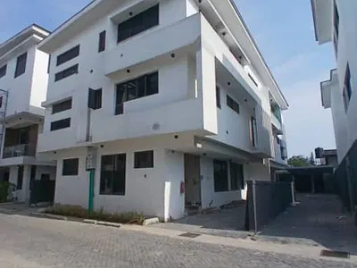 4 Bedroom Terrace Duplex + BQ