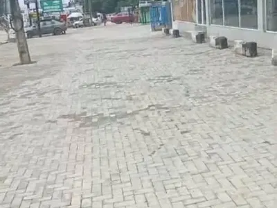 1200SQM Plaza Available