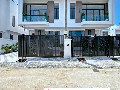 Modern 4 Bedroom Semi Detached Duplex