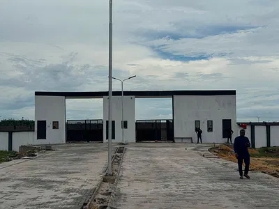 Premium Dry Residential Land with Secure Title
