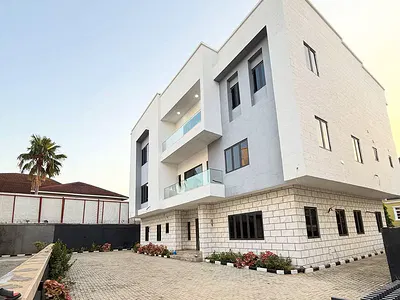 Luxury 7-Bedroom Detached Smart Home with Pool, Lift & BQ