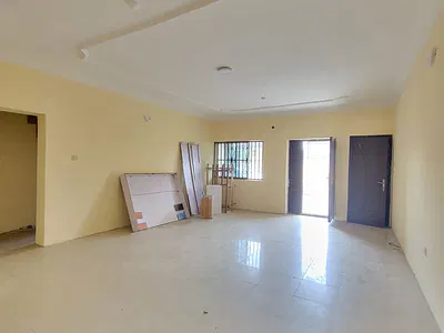 Sharp Three Bedroom Apartment Downstairs