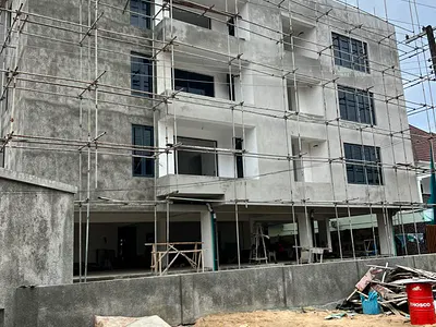 Spacious and Classy 2 Bedroom Maisonette with Swimming Pool and Gym