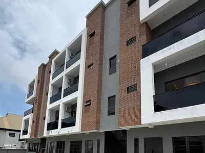 Luxury 3 Bedroom Maisonette