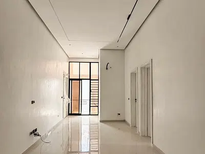 Luxury 3-Bedroom Flat with Excellent Facility