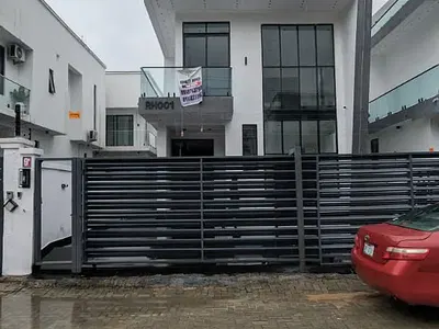 Newly Built Luxury 5-Bedroom Fully Detached Duplex with Pool & BQ