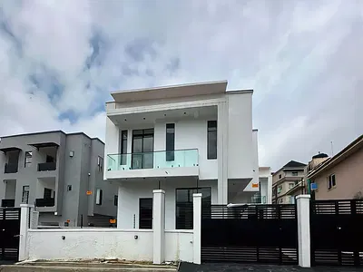 New 5 Bedroom Fully Detached Duplex
