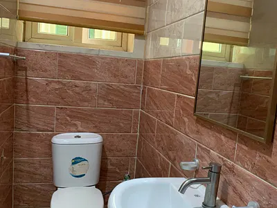 Luxury Service 3 Bedroom Flat with Room BQ