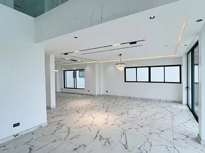 Luxury 6-Bedroom Detached Duplex