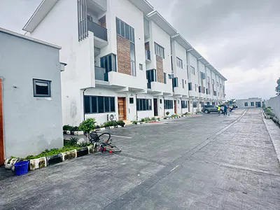 Tasteful 4 Bedroom Terrace Duplex with BQ, Pool & Gym