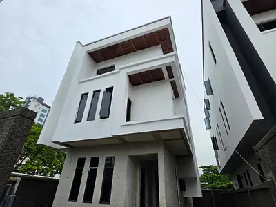 Luxury 6 Bedroom Fully Detached Duplex with BQ, Elevator, Cinema,