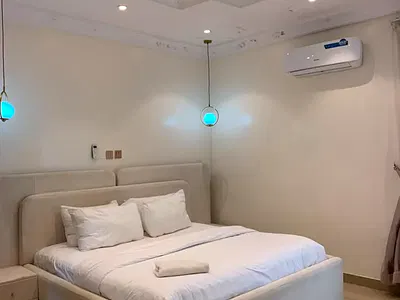 Fully Furnished and Service 3 Bedroom Flat with Room BQ.