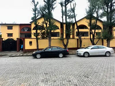 4bedroom Penthouse and BQ (2ND Floor Unit)