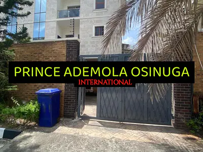 Self Serviced Luxury Semi Detached House+ BQ